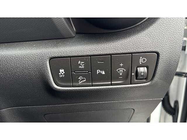 Hyundai KONA 1.0 TGDi 48V MHEV Ultimate 5dr White