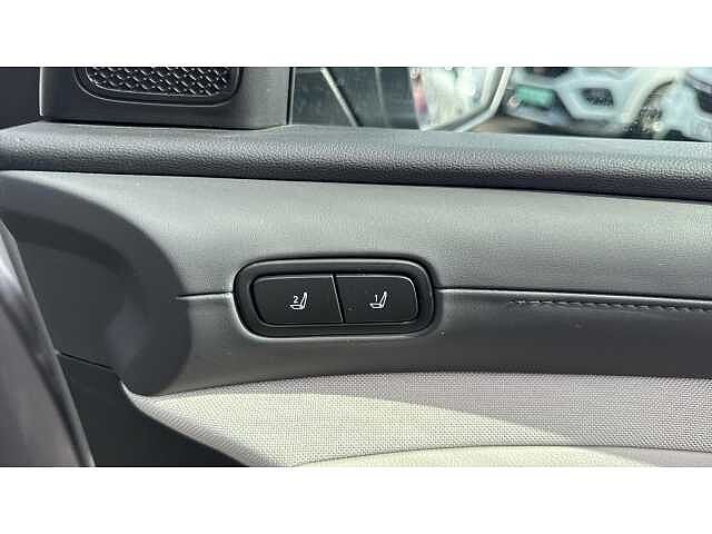 Hyundai TUCSON TUCSON 1.6T 48V MHD Ultimate 5dr DCT Silver