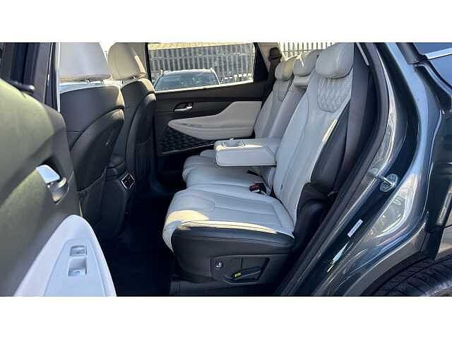 Hyundai SANTA FE SANTA FE 1.6 TGDi Plug-in Hybrid Ultimate 5dr 4WD Auto Green