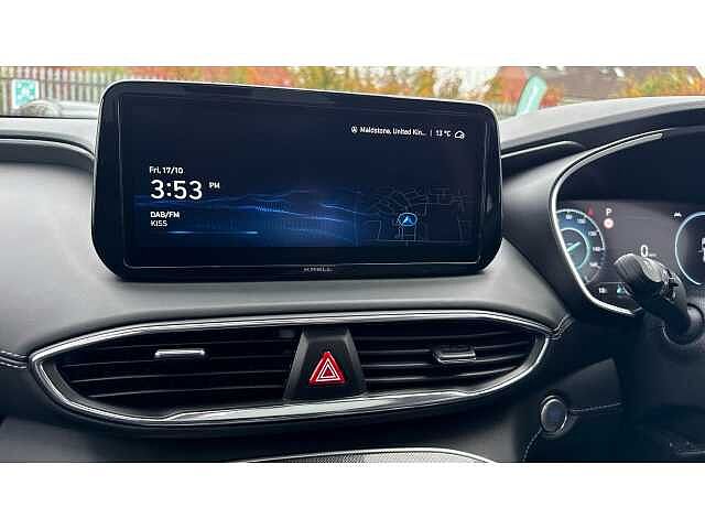 Hyundai SANTA FE 1.6 TGDi Hybrid Ultimate 5dr Auto WHITE