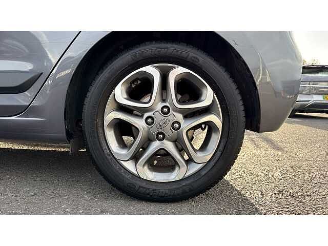 Hyundai I20 1.2 MPi Premium Nav 5dr GREY