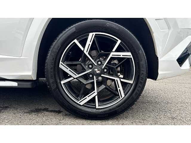 Hyundai TUCSON TUCSON 1.6T Plug-in Hybrid N Line 5dr Auto Serenity White