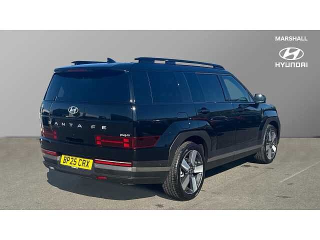 Hyundai SANTA FE SANTA FE 1.6 TGDi Plug-in Hybrid Ultimate 5dr 4WD Auto Black
