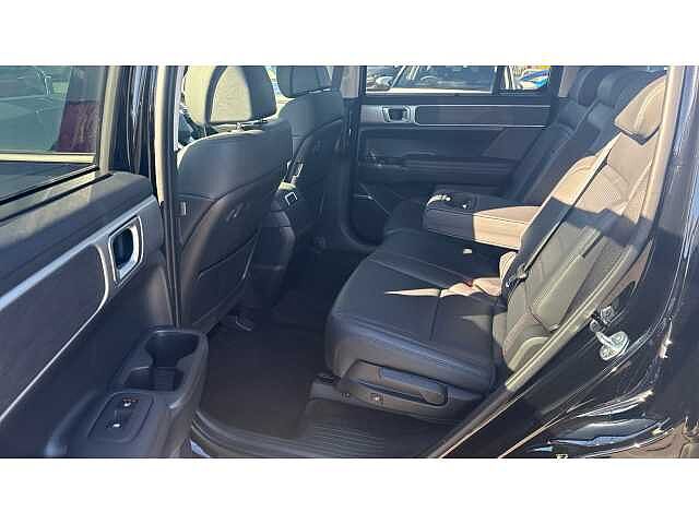 Hyundai SANTA FE SANTA FE 1.6 TGDi Plug-in Hybrid Ultimate 5dr 4WD Auto Black