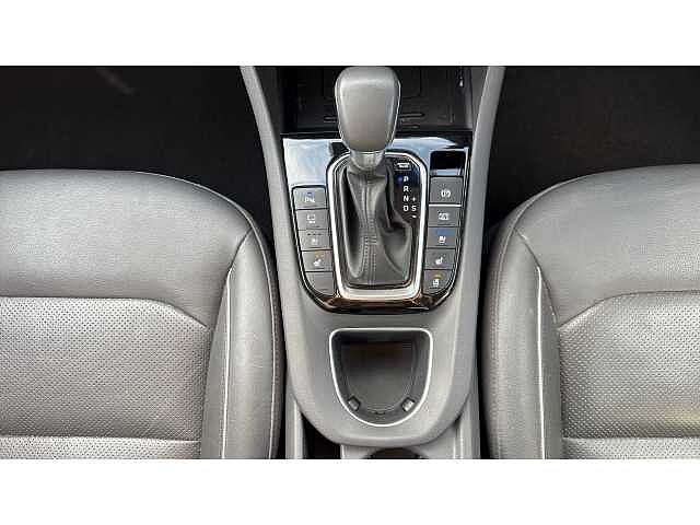 Hyundai Ioniq IONIQ 1.6 GDi Hybrid Premium SE 5dr DCT