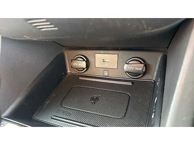 Hyundai Ioniq IONIQ 1.6 GDi Hybrid Premium SE 5dr DCT