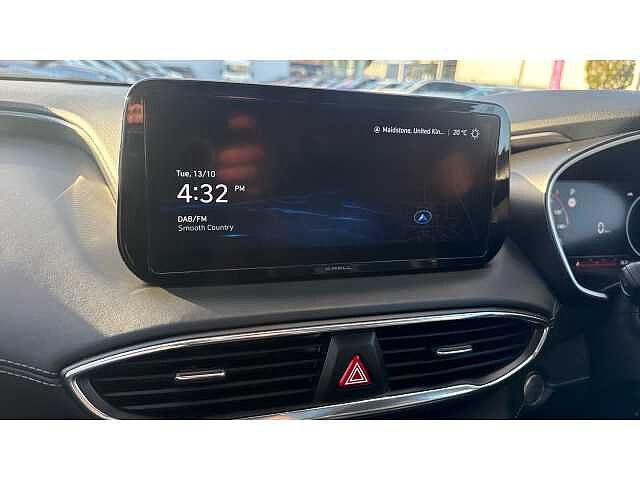 Hyundai SANTA FE SANTA FE 1.6 TGDi Plug-in Hybrid Premium 5dr 4WD Auto Magnetic Force