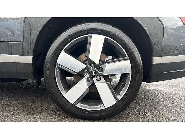 Hyundai SANTA FE SANTA FE 1.6 TGDi 239 Hybrid Ultimate 5dr 4WD Auto Ecotronic Grey