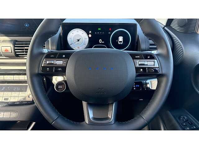 Hyundai INSTER INSTER 85kW 02 49kWh 5dr Auto Natural Ivory
