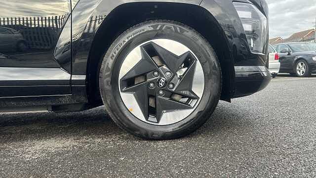 Hyundai KONA 5Dr HAT 65kWh Advance C/Pk AU Abyss Black