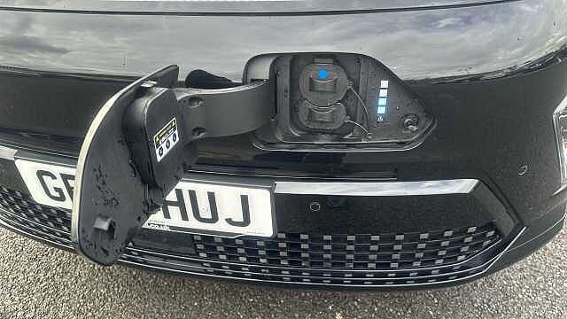 Hyundai KONA 5Dr HAT 65kWh Advance C/Pk AU Abyss Black