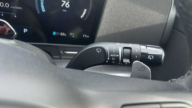 Hyundai KONA 5Dr HAT 65kWh Advance C/Pk AU Abyss Black