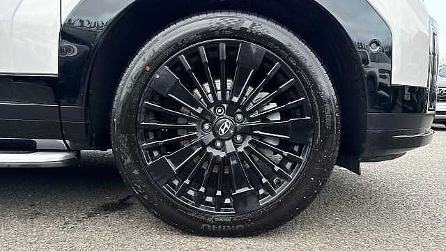 Hyundai SANTA FE SANTA FE 1.6 TGDi PHEV Calligraphy 5dr 4WD Auto [6 Seats] Typhoon Silver