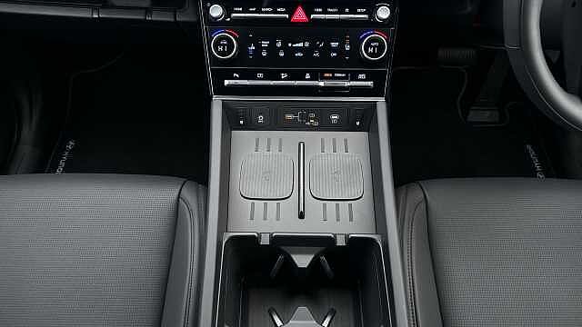 Hyundai SANTA FE SANTA FE 1.6 TGDi PHEV Calligraphy 5dr 4WD Auto [6 Seats] Typhoon Silver