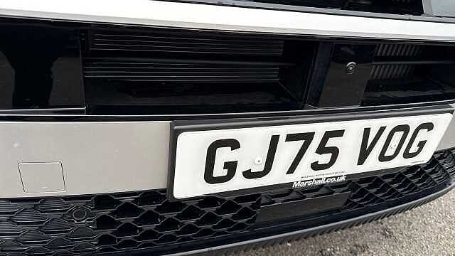 Hyundai SANTA FE SANTA FE 1.6 TGDi PHEV Calligraphy 5dr 4WD Auto [6 Seats] Typhoon Silver