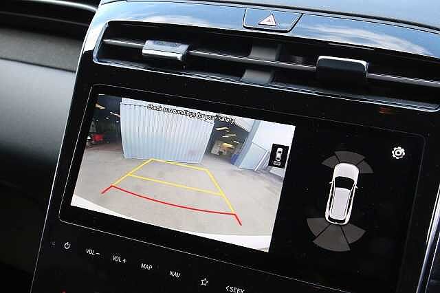 Hyundai TUCSON ESTATE 1.6 TGDi Premium 5dr 2WD White