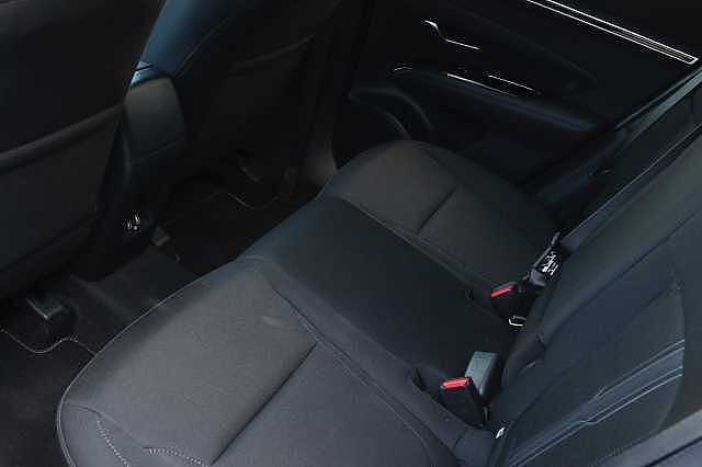 Hyundai TUCSON ESTATE 1.6 TGDi Premium 5dr 2WD White