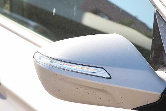 Hyundai i40 1.6CRDi (136ps) Premium Saloon