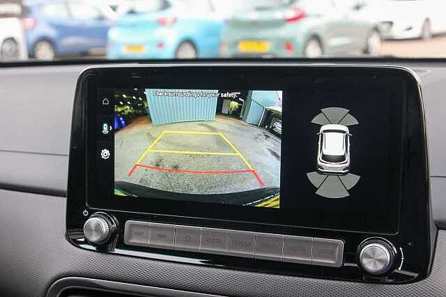 Hyundai KONA Electric SUV E 204ps Ultimate64kWh 10.5kW OBC Black