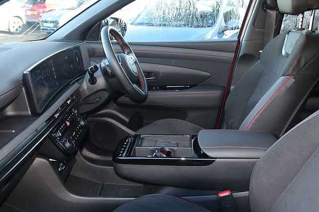 Hyundai TUCSON ESTATE 1.6T Plug-in Hybrid N Line 5dr Auto Red