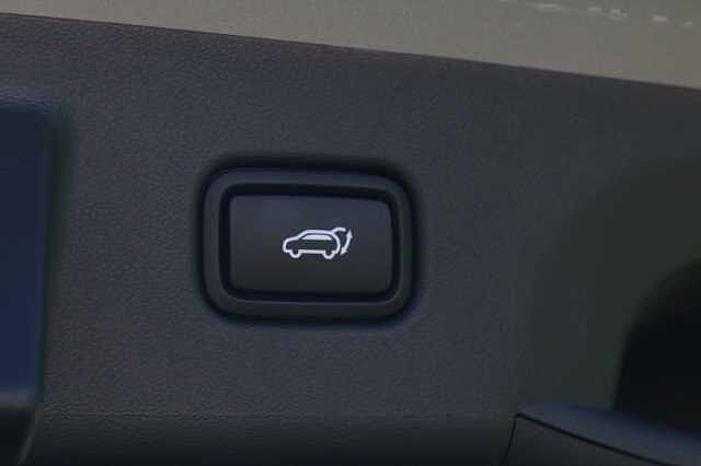 Hyundai TUCSON 1.6T Hybrid Ultimate 5dr Auto Silver