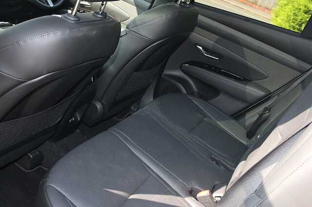 Hyundai TUCSON 1.6T Hybrid Ultimate 5dr Auto Silver