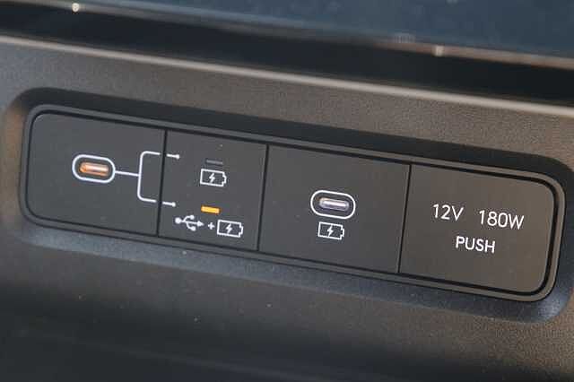 Hyundai TUCSON 1.6T Hybrid Ultimate 5dr Auto Silver