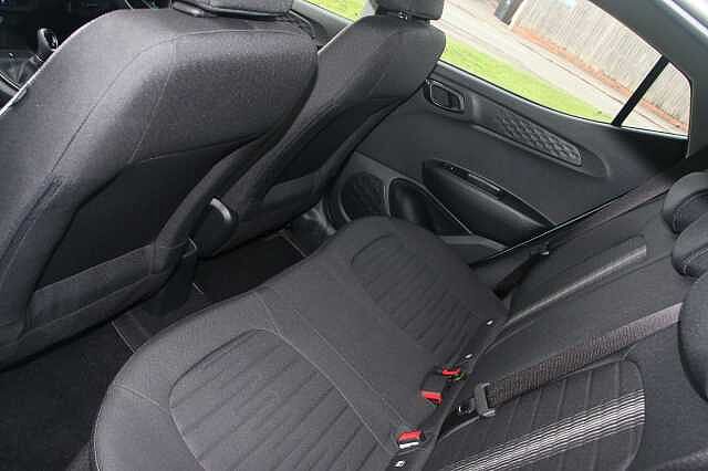 Hyundai I10 1.2 Advance 5dr Auto Green