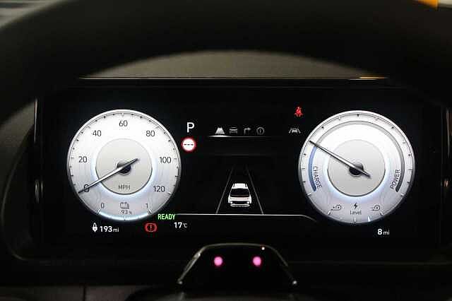 Hyundai INSTER 49kWh Auto 02 Long Range Yellow