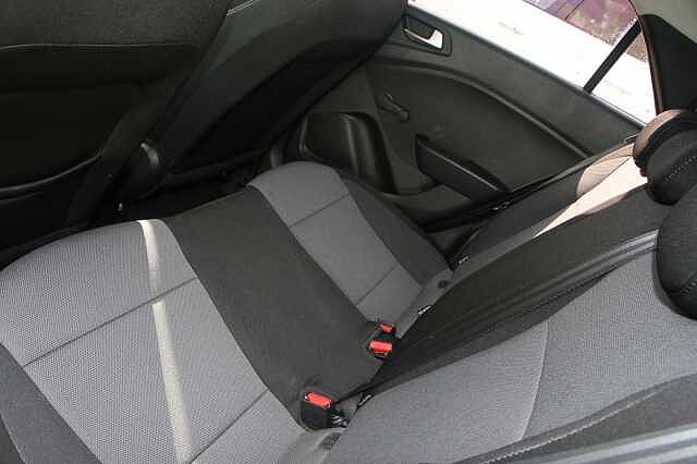 Hyundai i20 1.2 MPi S Connect 5dr