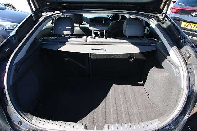Hyundai IONIQ 1.6 GDi Hybrid Premium SE 5dr DCT
