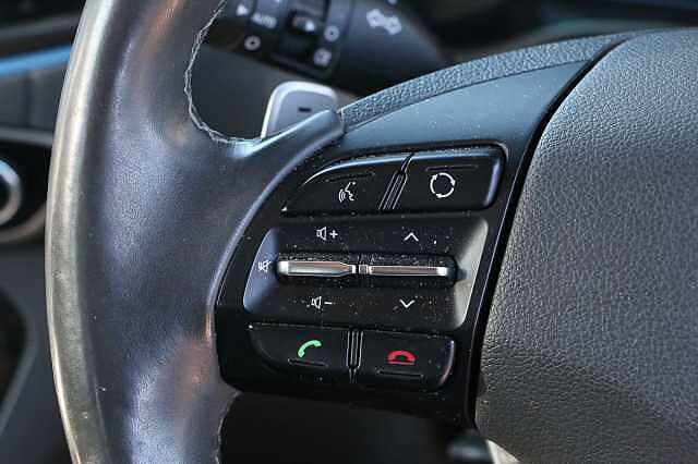Hyundai IONIQ 1.6 GDi Hybrid Premium SE 5dr DCT
