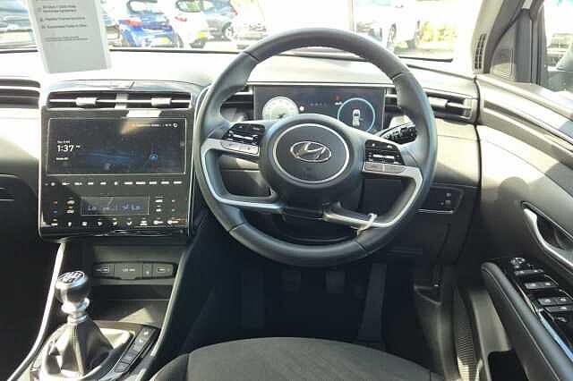 Hyundai TUCSON 1.6 TGDi Premium 5dr 2WD White