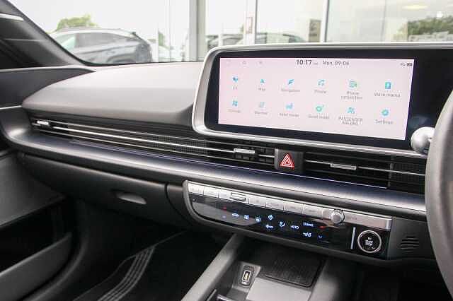 Hyundai IONIQ 6 E(325ps) First Edition 77kWh Dual MotorAWD Gravity Gold
