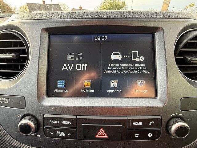 Hyundai I10 1.0 Premium 5dr Sleek Silver