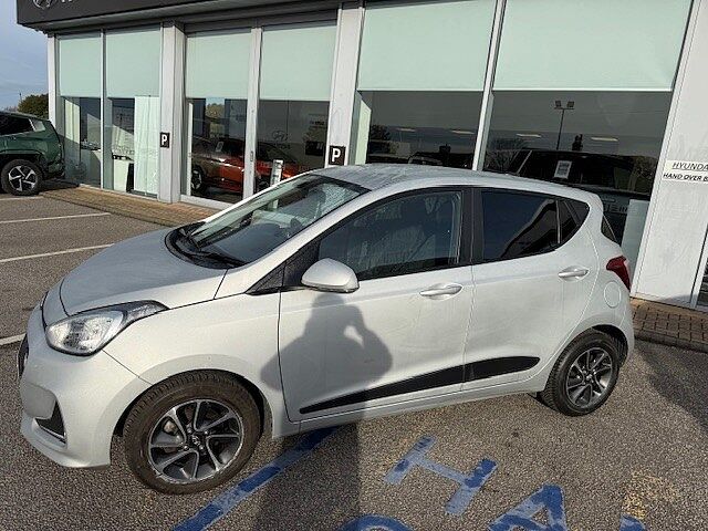 Hyundai I10 1.0 Premium 5dr Sleek Silver