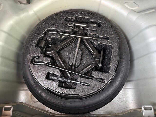 Hyundai I10 1.0 Premium 5dr Sleek Silver