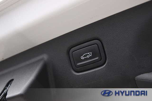 Hyundai KONA 1.6 GDi Hybrid N Line 5dr DCT Atlas White