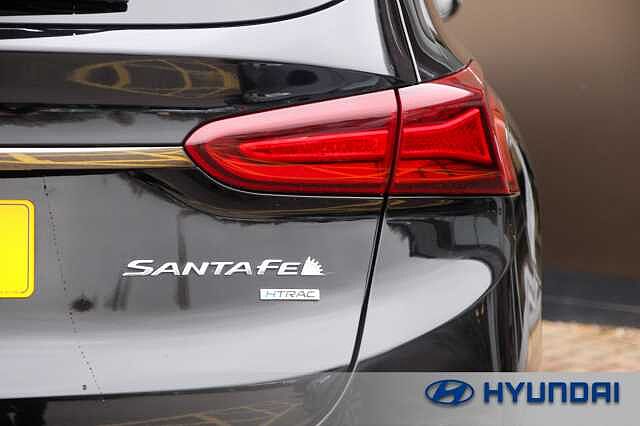 Hyundai Santa Fe 2.2 CRDi (200ps) 4WD Premium SE 5 Door