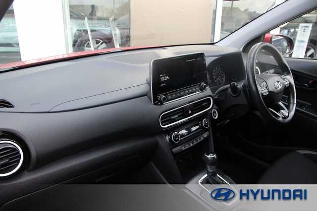Hyundai KONA SUV 1.6GDi (141ps) Premium Pulse Red