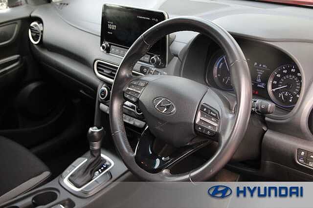 Hyundai KONA SUV 1.6GDi (141ps) Premium Pulse Red