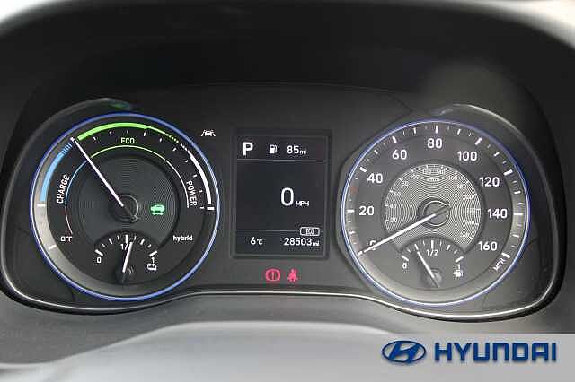 Hyundai KONA SUV 1.6GDi (141ps) Premium Pulse Red