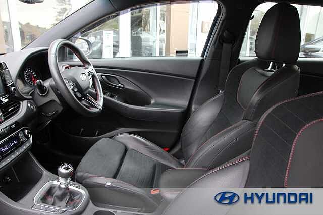 Hyundai i30 N i30 2.0 T-GDi (275ps) N Performance Fastback