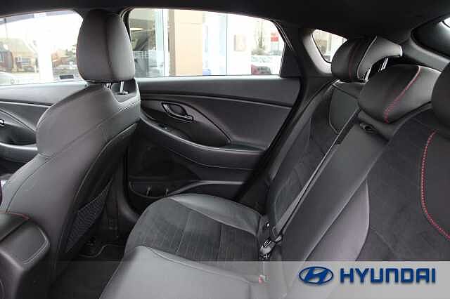 Hyundai i30 N i30 2.0 T-GDi (275ps) N Performance Fastback