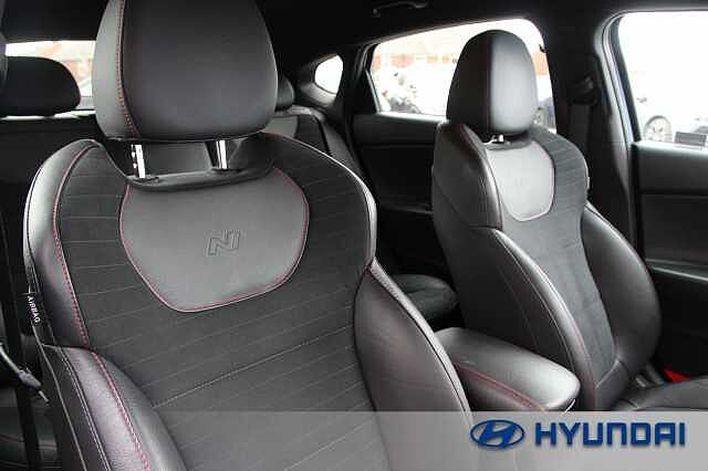 Hyundai i30 N i30 2.0 T-GDi (275ps) N Performance Fastback