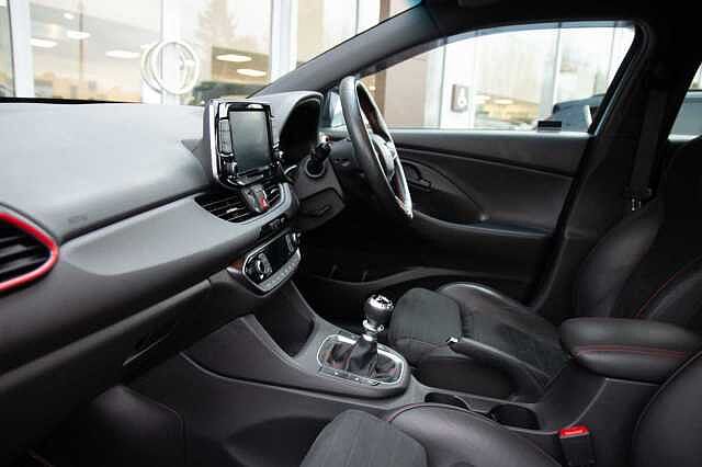 Hyundai i30 N i30 2.0 T-GDi (275ps) N Performance Fastback