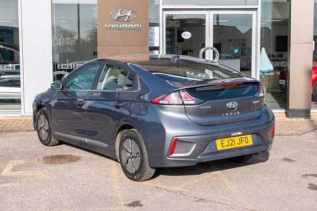 Hyundai IONIQ 1.6 GDi (105ps) Premium Hybrid DCT 5Dr Hatch