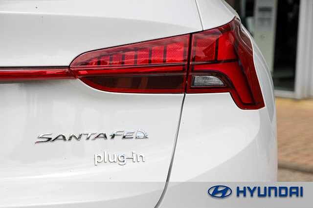 Hyundai SANTA FE 1.6 TGDi Plug-in Hybrid Ultimate 5dr 4WD Auto