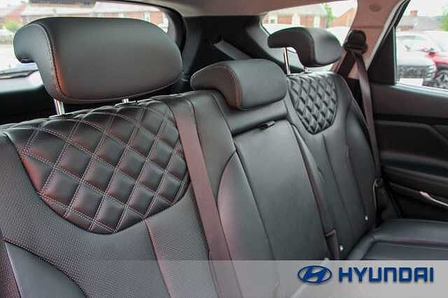 Hyundai SANTA FE 1.6 TGDi Plug-in Hybrid Ultimate 5dr 4WD Auto