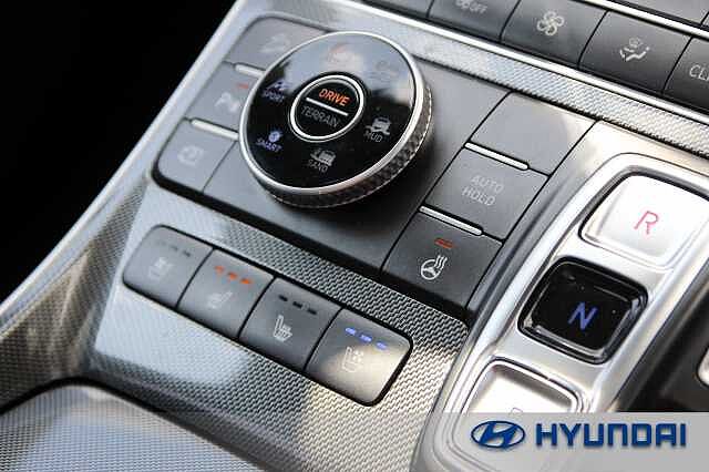 Hyundai SANTA FE 1.6 TGDi Hybrid Ultimate 5dr 4WD Auto